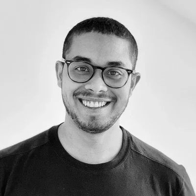 Client testimonials praising Xovak Studio's reliable, high-quality Shopify Plus development services.