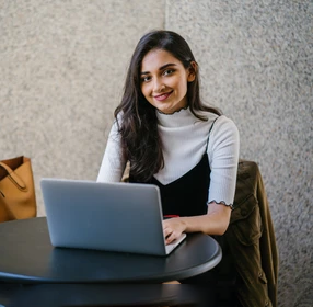 Xovak Studio's Shopify experts image, depicting strong client commitment and collaborative spirit.